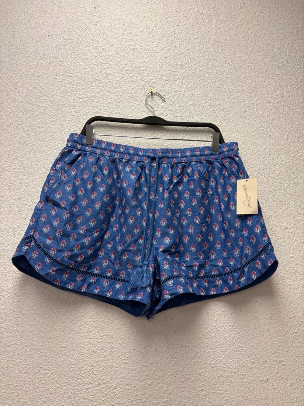 Womens Casual Shorts Size Large #721